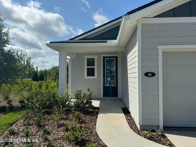 Foto del edificio - 41 Spruce Hl Pt