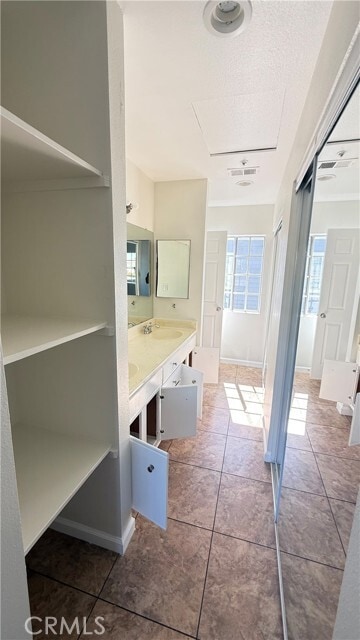 Foto del edificio - 15642 Pasadena Ave