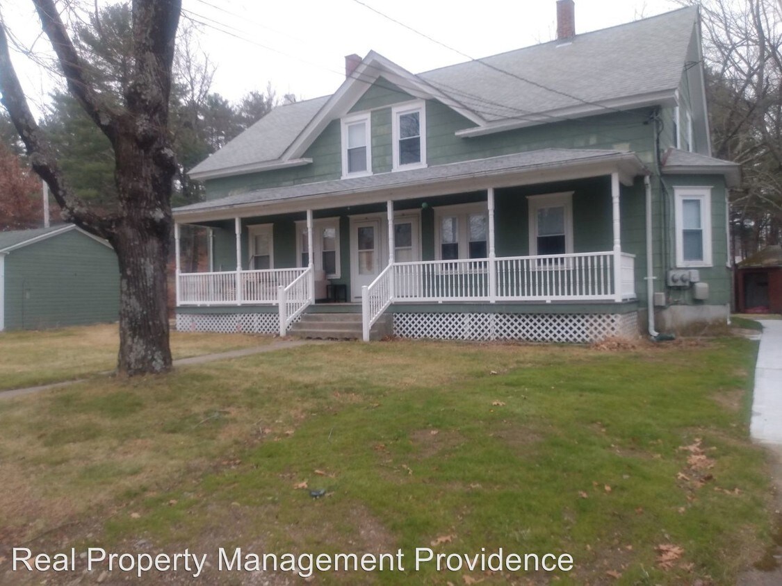 16 Remington Ave, Burrillville, RI 02858 Room for Rent in