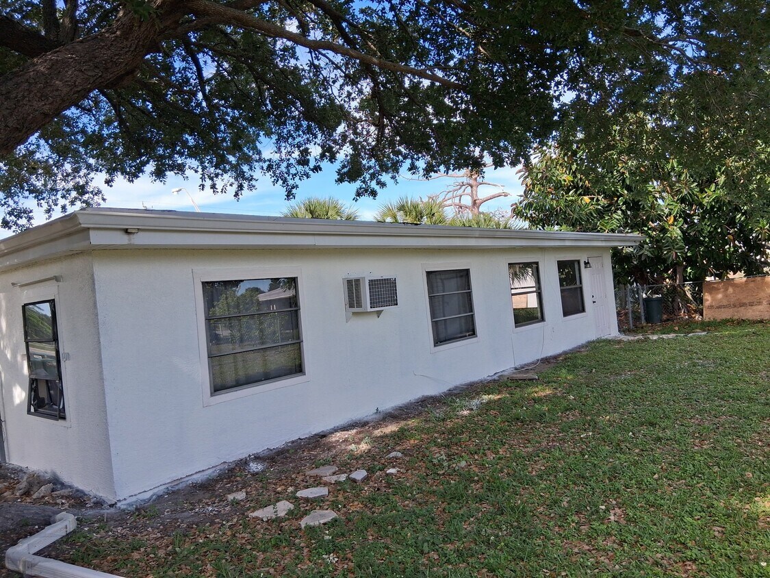 Building Photo - 22137 Midway Blvd