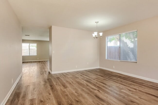 Foto del edificio - 8771 W Ocotillo Rd