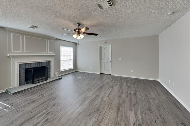 Building Photo - 10415 Copperdale Ln