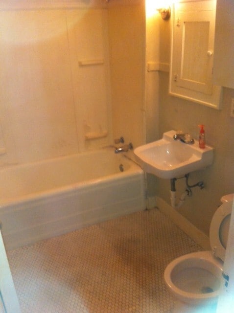Photo - 615-617 West Reagan Street Apartment