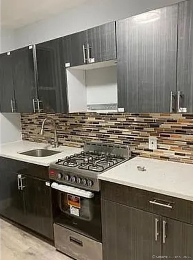 Foto principal - 1322 Stratford Ave