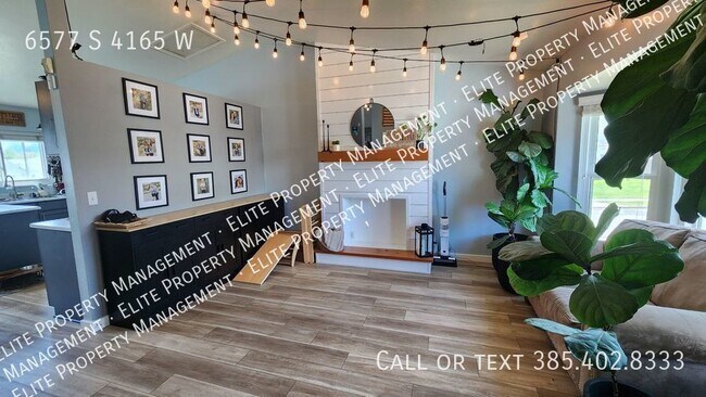 Photo - 6577 S 4165 W House