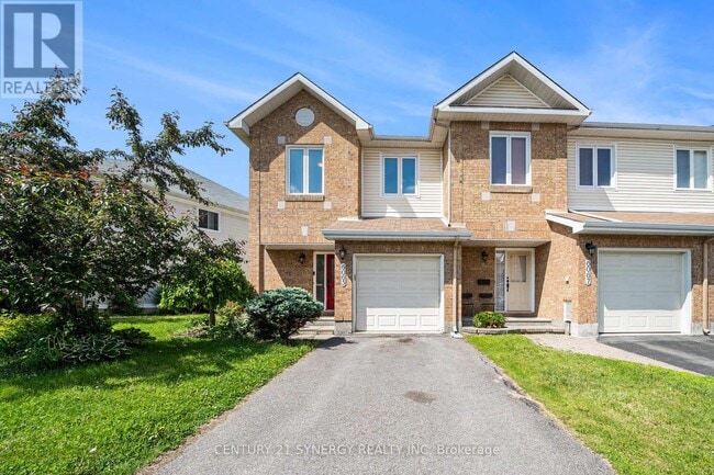 Building Photo - 6065 Pineglade Crescent