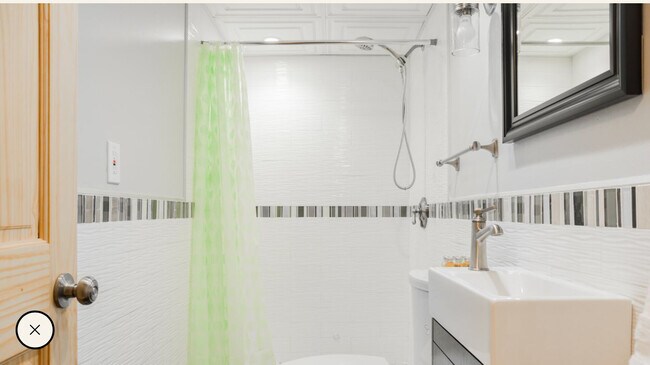 Foto del edificio - 7 Story St