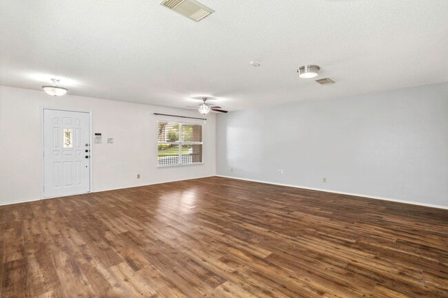 Building Photo - 22046 Pelican Edge