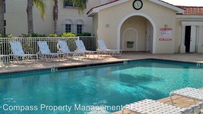 Foto del edificio - 3 br, 2 bath  - 2004 Ravinia Circle