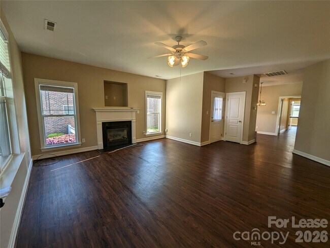 Foto del edificio - 20021 Norman Colony Rd