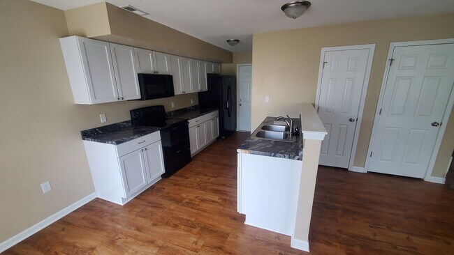 Building Photo - 914 Kramer Ct