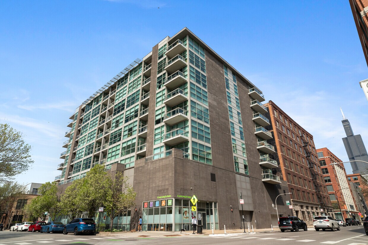 Foto principal - 225 S Sangamon St