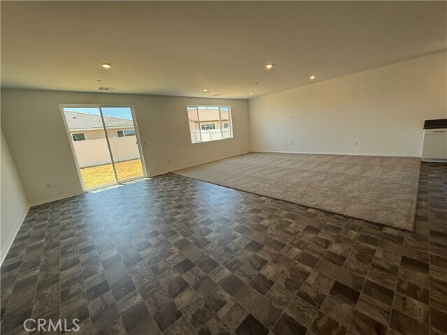 Foto del edificio - 333 Sunny Oak Ln