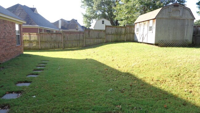 Foto del edificio - Beautiful 5br/3ba Arlington home with lots of upgrades! Pets are owner approval, fees apply. Carp...