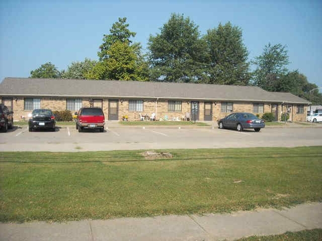 Primary Photo - Centre Village