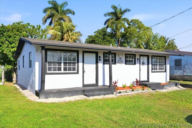 Foto del edificio - 270 SW 10th Ave