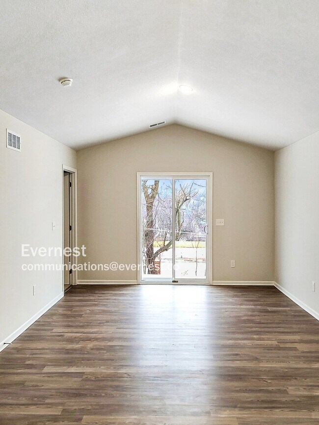 Foto del edificio - 4034 Highland Ave