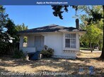 Primary Photo - 2 br, 2 bath House - 204 Crater Lake Ave