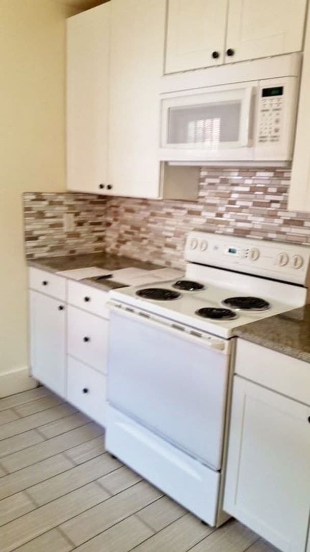 Foto del edificio - 912 - 914 Pleasant St.
