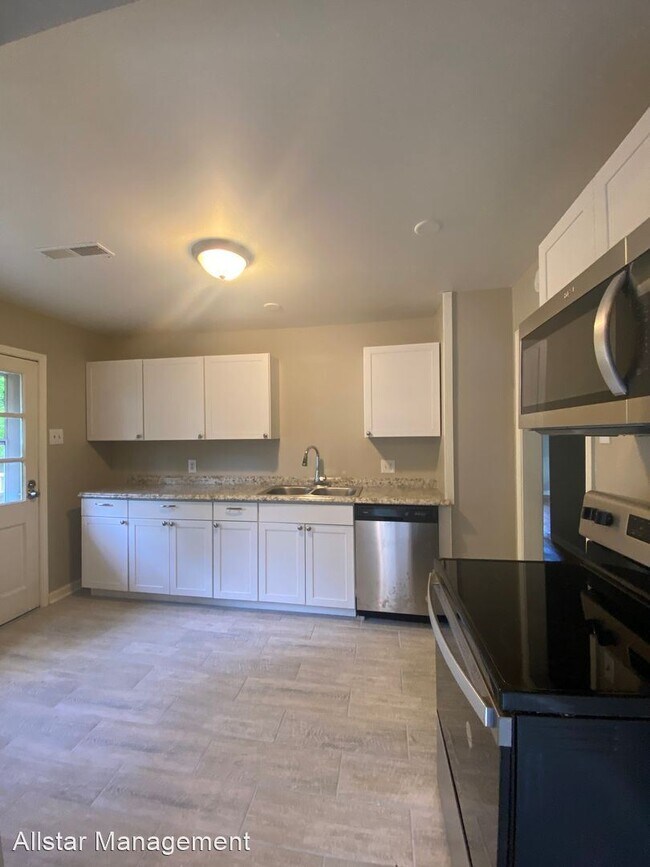 Building Photo - 3 br, 1 bath House - 1308 Weymouth Street
