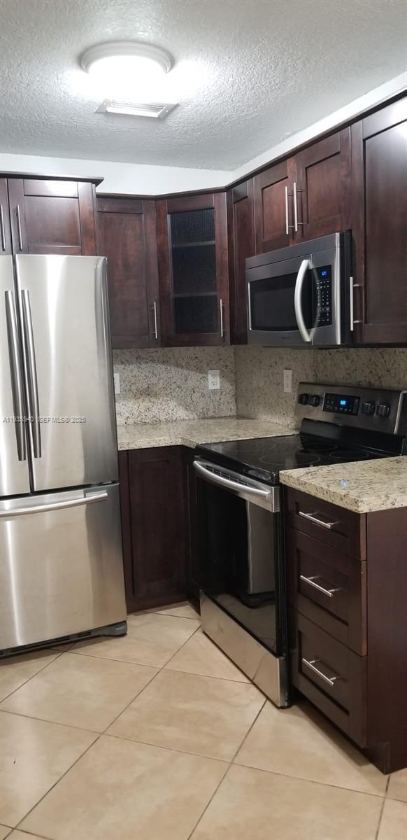 Building Photo - 15639 SW 73rd Cir Terrace