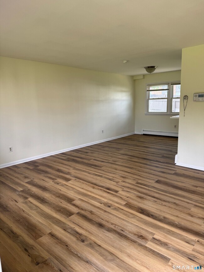 Building Photo - 855 Black Rock Tpke