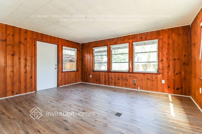 Foto del edificio - 5213 45th Ave N