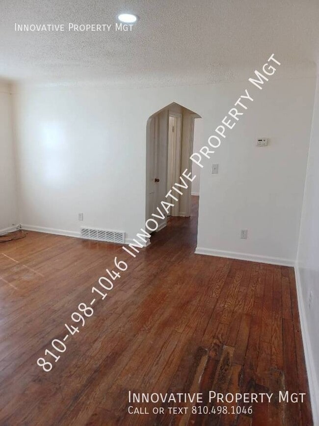 Building Photo - 2610 Mountain Ave