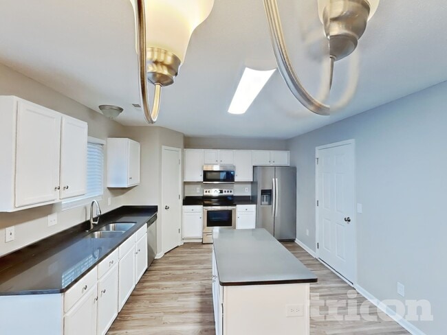 Building Photo - 1650 Coryton Way