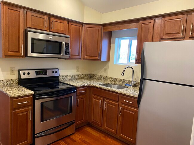 kitchen - 12 Washington Ave