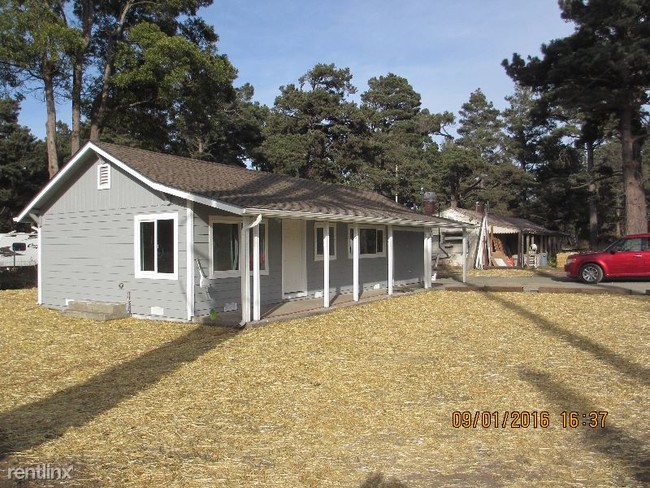 Building Photo - 33050 Lassen Dr