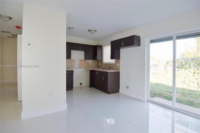 Building Photo - 1980 NW 54th St