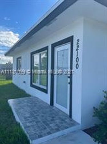 Foto principal - 22100 SW 122nd Ave