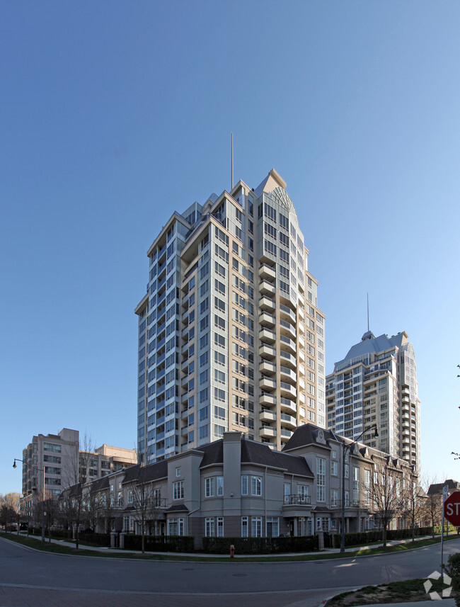 Building Photo - The Waldorf