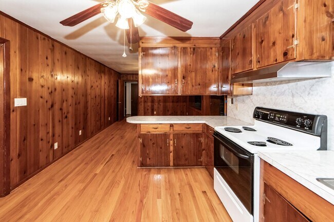 Foto del edificio - 453 Wade Hampton Dr