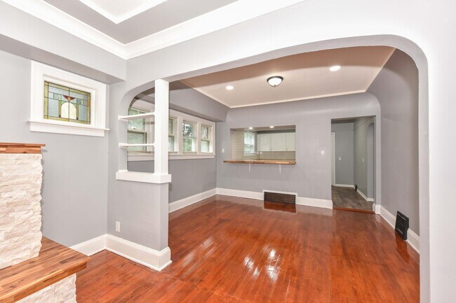 Foto del edificio - 4831 N 70th St