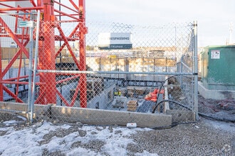 Building Photo - Bow33