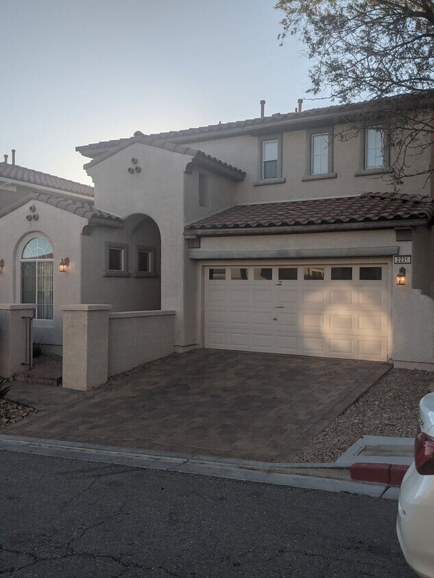 Primary Photo - Summerlin 2 Story