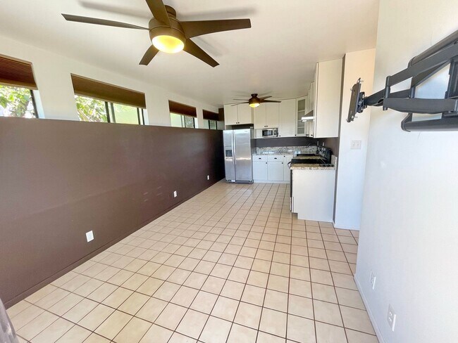 Building Photo - Wailuku Heights Unfurnished 1 Bedroom 1 Ba...