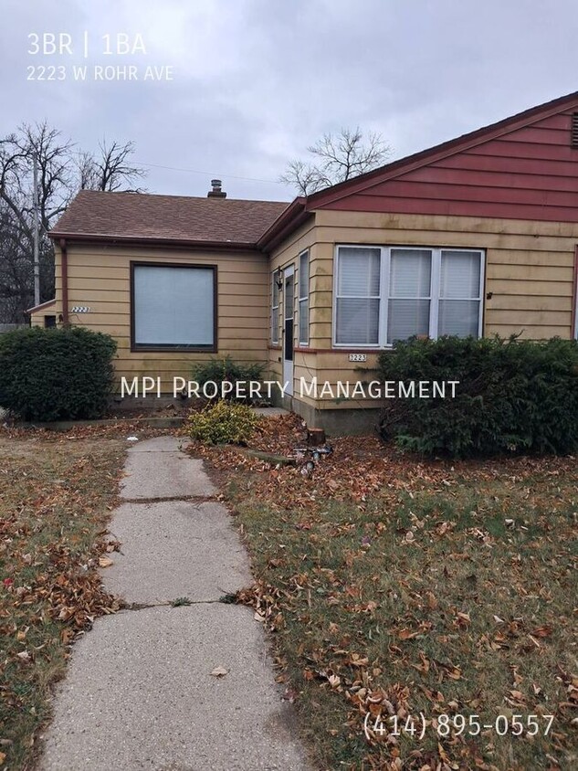 Foto principal - 2223 W Rohr- 3 Bedroom Single Family House