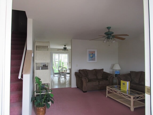 Building Photo - 4063 Grand Bay Ct