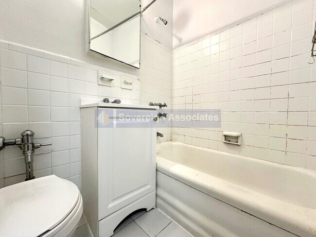 Foto del edificio - 308 West 105th street