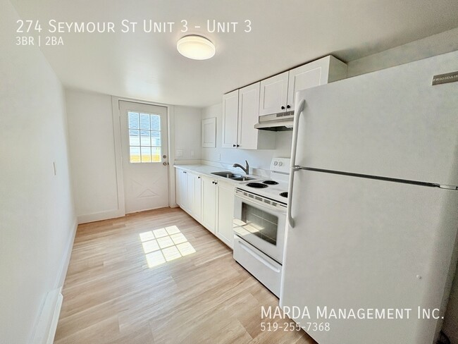 Building Photo - FULLY RENOVATED 3BEDROOM/1.5BATHROOM UNIT ...