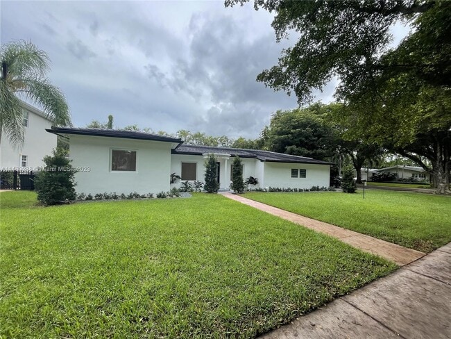 Building Photo - 936 S Alhambra Cir