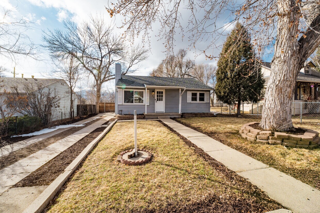 Primary Photo - 728 Bonfoy Ave