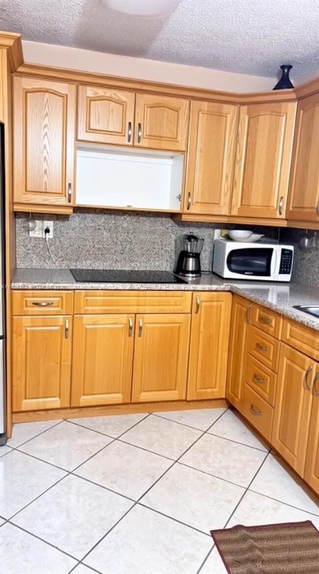 Foto del edificio - 440 E 23rd St