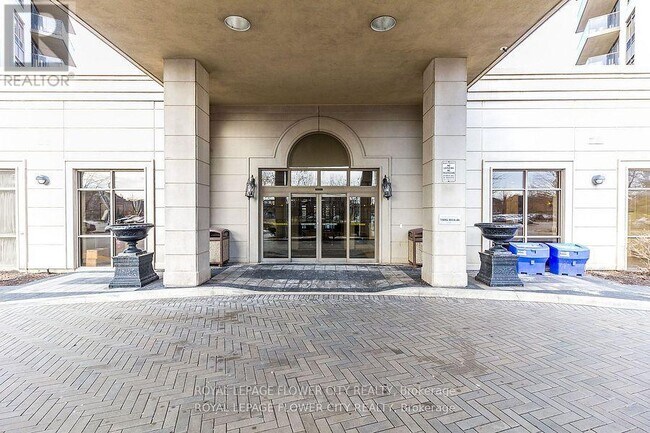 Photo du bâtiment - 710 Humberwood Blvd