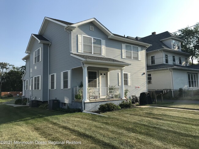 Building Photo - 112 Morris Ave