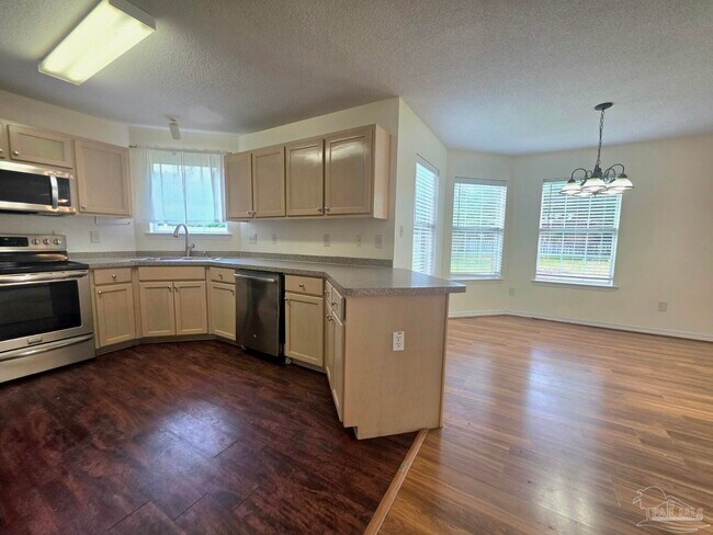 Building Photo - 6379 Mers Ln