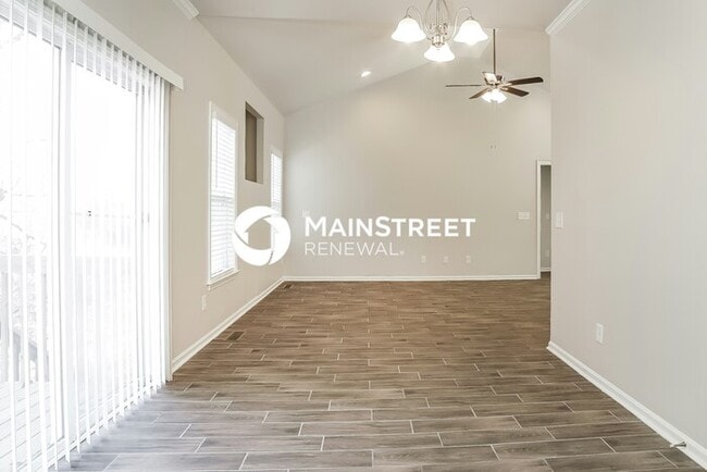 Building Photo - 4 Bedroom Pet-Friendly Home in WINSTON SAL...